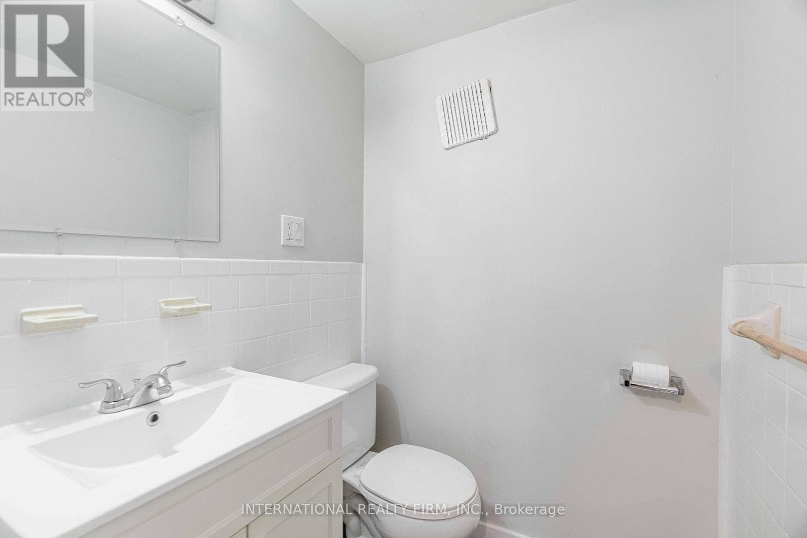 Multi-family at 75 King Edward Avenue, London South (South A), Ontario - Photo 6 - RE/MAX Garden City Realty