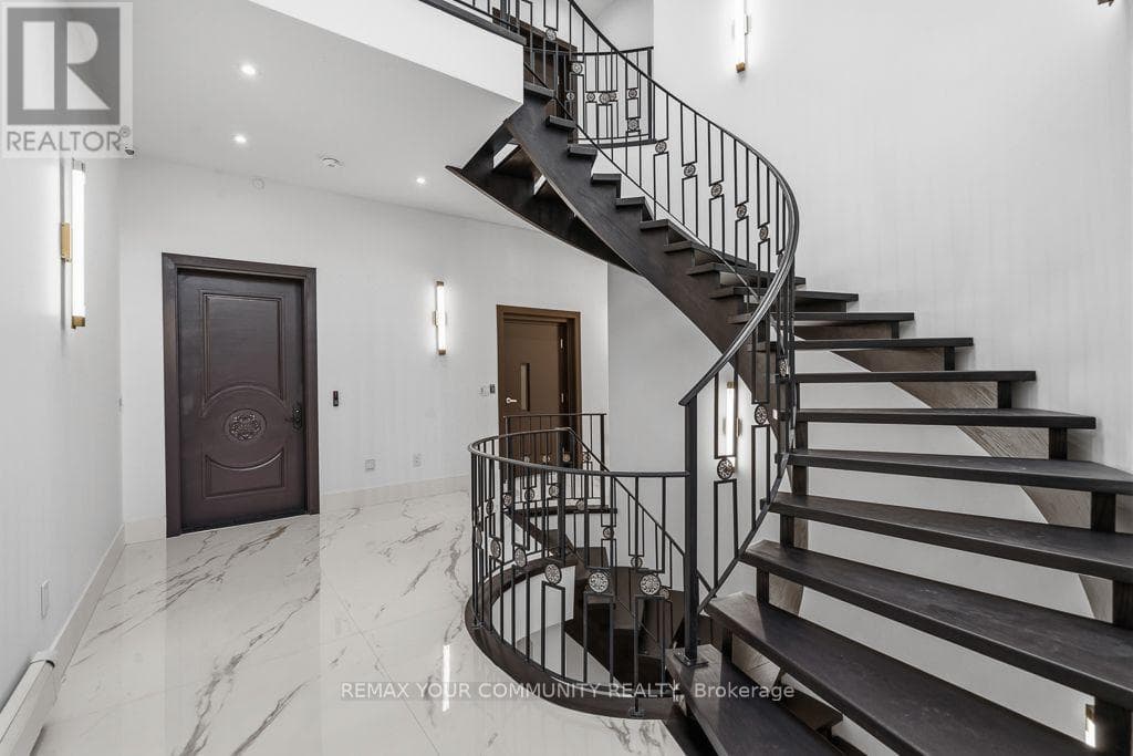 Multi-family at 217 Churchill Avenue, Toronto (Willowdale West), Ontario - Photo 4 - RE/MAX Garden City Realty