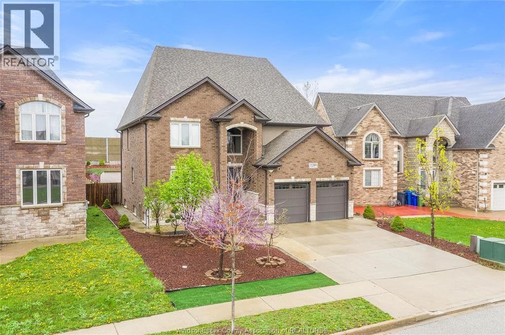Single Family at 2280 DANDURAND, Windsor, Ontario - Photo 2 - RE/MAX Garden City Realty