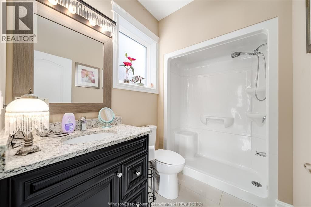 Single Family at 2280 DANDURAND, Windsor, Ontario - Photo 6 - RE/MAX Garden City Realty