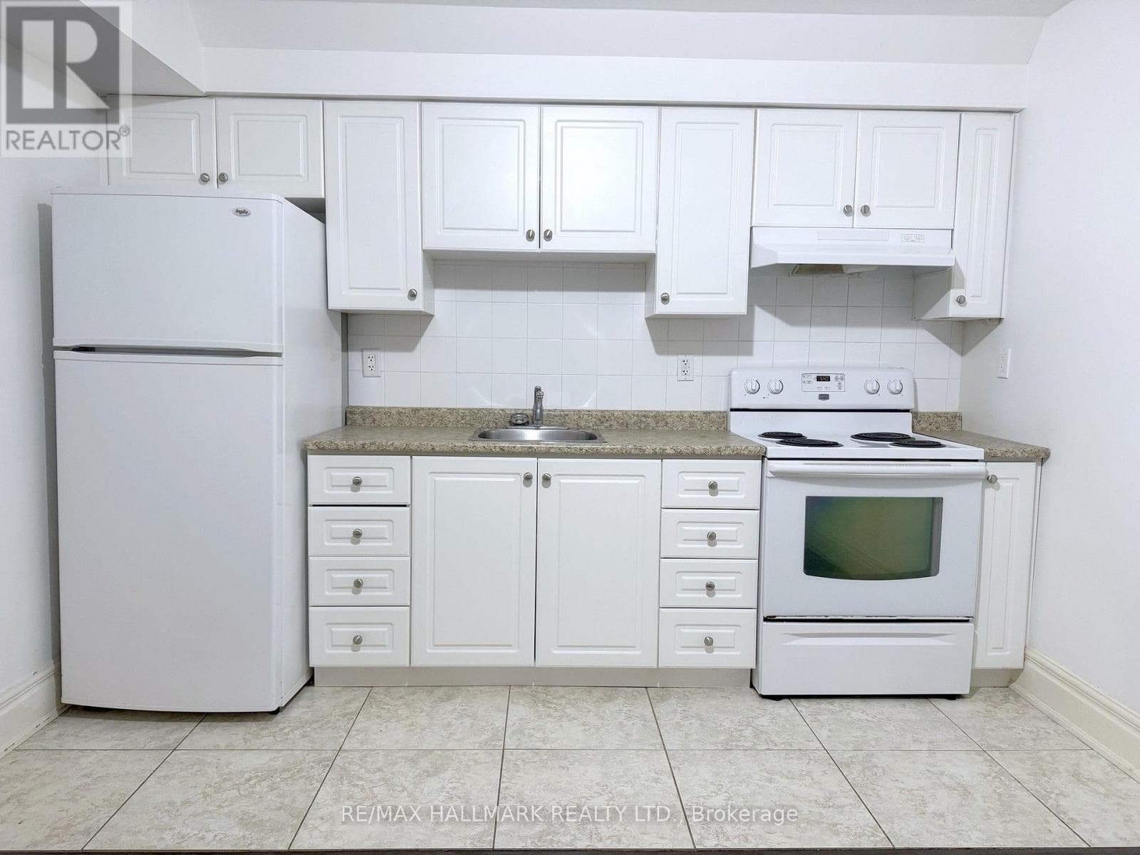 Single Family at Basement 2- 22 Roberta Drive, Toronto (Englemount-Lawrence), Ontario - Photo 4 - RE/MAX Garden City Realty