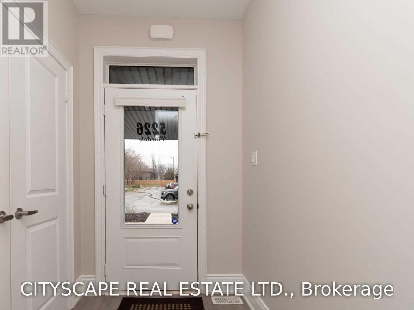 Single Family at 5226 Pinedale Drive, Burlington (Appleby), Ontario - Photo 3 - RE/MAX Garden City Realty
