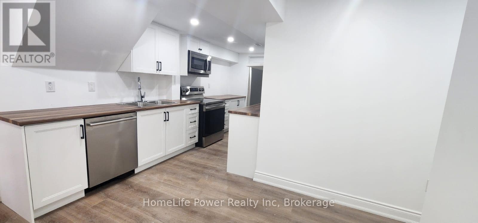 Single Family at Basement- 6 Hollyberry Place, Guelph (Willow West/Sugarbush/West Acres), Ontario - Photo 10 - RE/MAX Garden City Realty