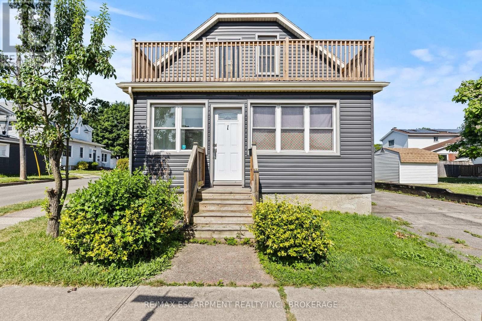 Upper- 1 West Street