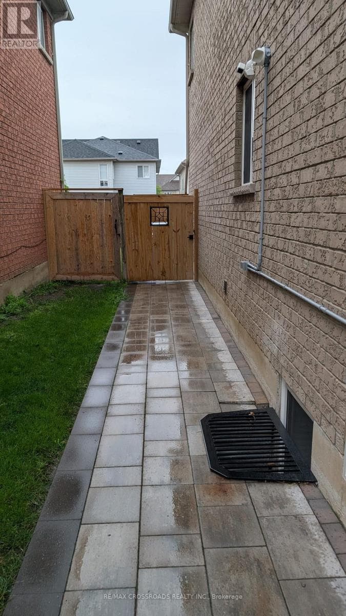 Single Family at Lower- 67 Medland Avenue, Whitby (Williamsburg), Ontario - Photo 4 - RE/MAX Garden City Realty