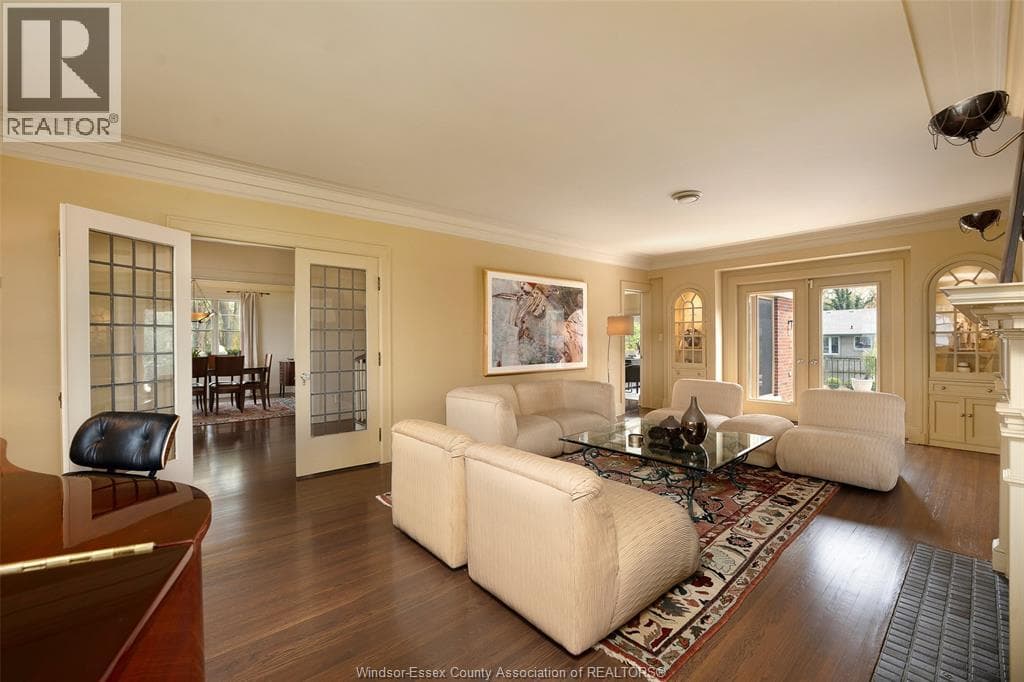 Single Family at 7505 Riverside Drive, Windsor, Ontario - Photo 7 - RE/MAX Garden City Realty