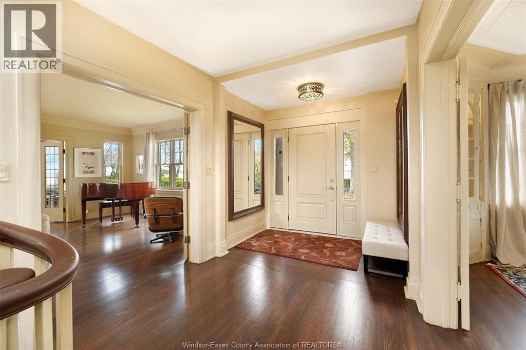 Single Family at 7505 Riverside Drive, Windsor, Ontario - Photo 5 - RE/MAX Garden City Realty