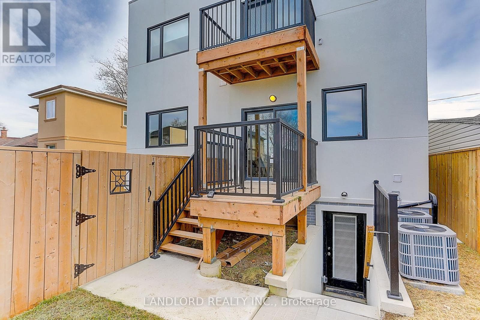 Single Family at Lowr Rr- 2004 Lawrence Avenue, Toronto (Weston), Ontario - Photo 6 - RE/MAX Garden City Realty