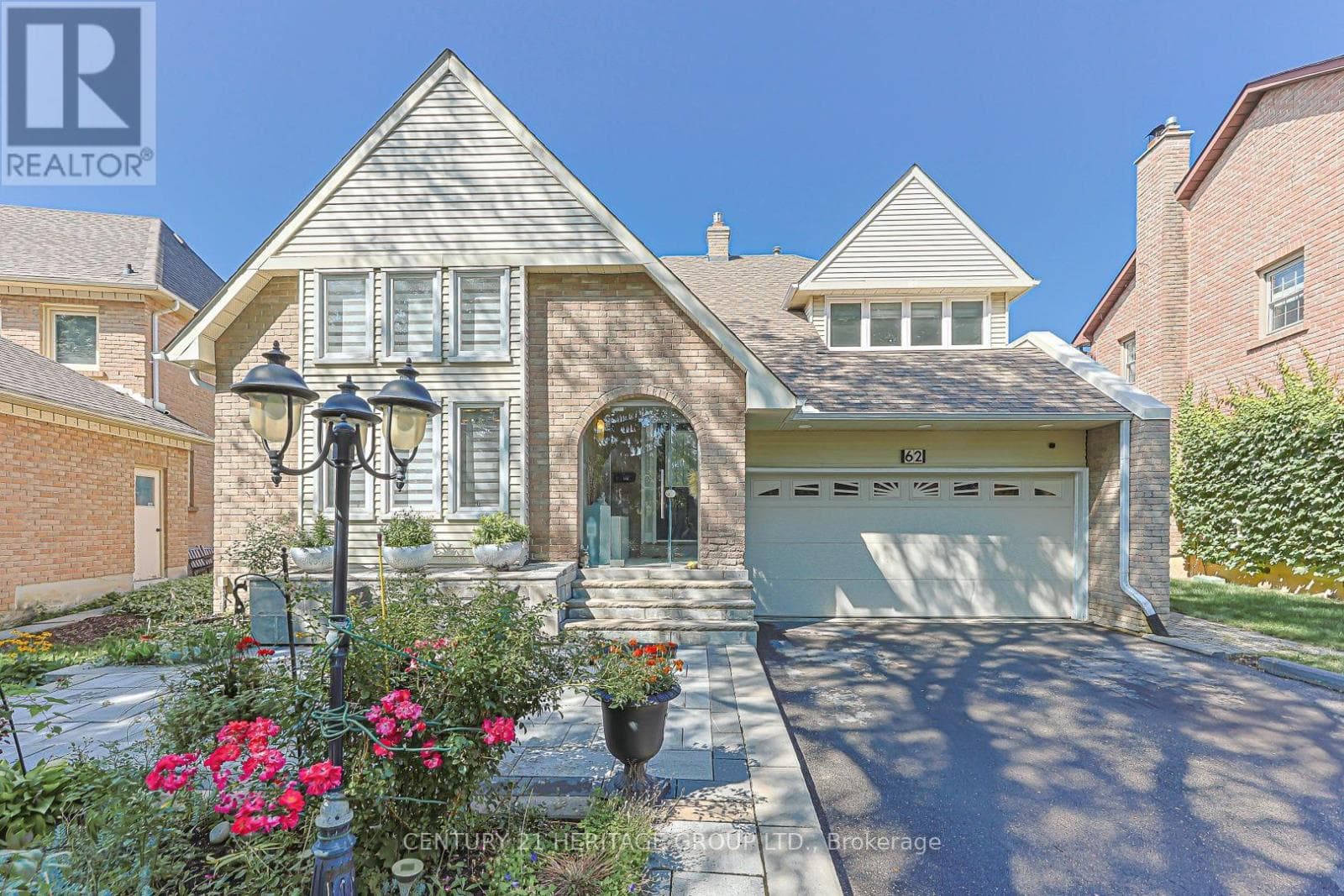 62 Greencroft Crescent