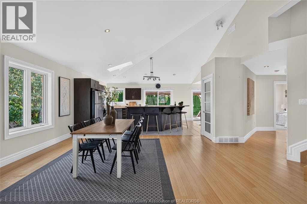 Single Family at 3162 Leisure Crescent, Windsor, Ontario - Photo 8 - RE/MAX Garden City Realty