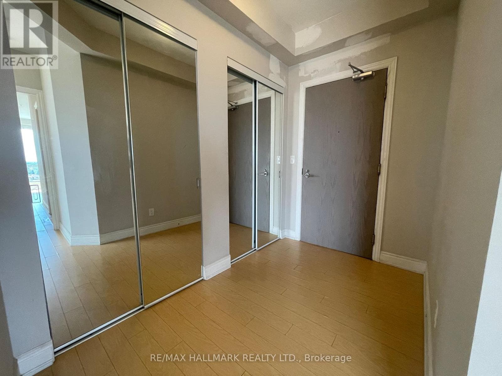 Single Family at #1608- 9090 Yonge Street, Richmond Hill (South Richvale), Ontario - Photo 8 - RE/MAX Garden City Realty