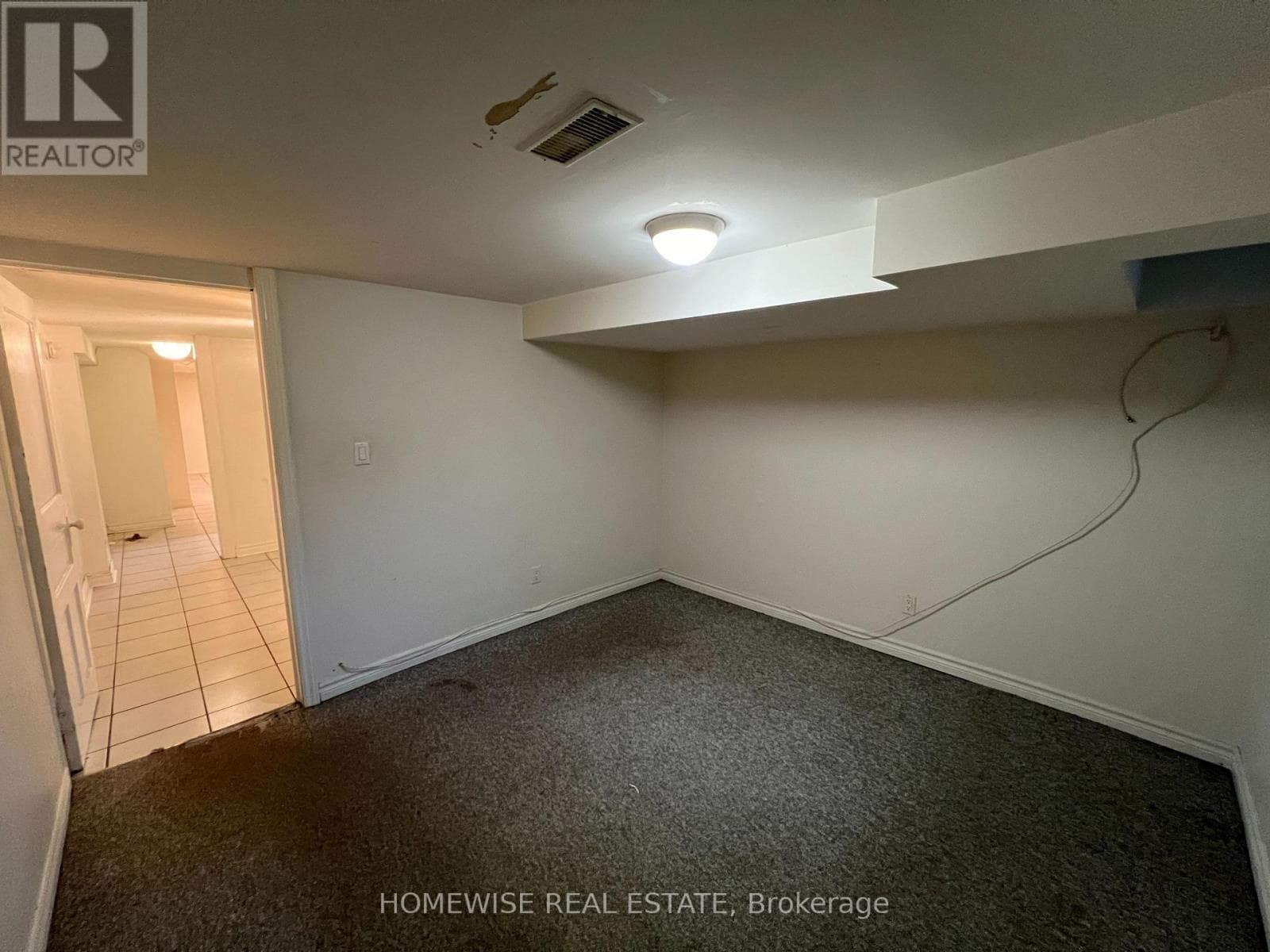 Single Family at Lower- 261 Ossington Avenue, Toronto (Trinity-Bellwoods), Ontario - Photo 8 - RE/MAX Garden City Realty