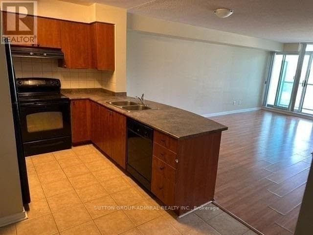 Single Family at 701- 5508 Yonge Street, Toronto (Willowdale West), Ontario - Photo 3 - RE/MAX Garden City Realty