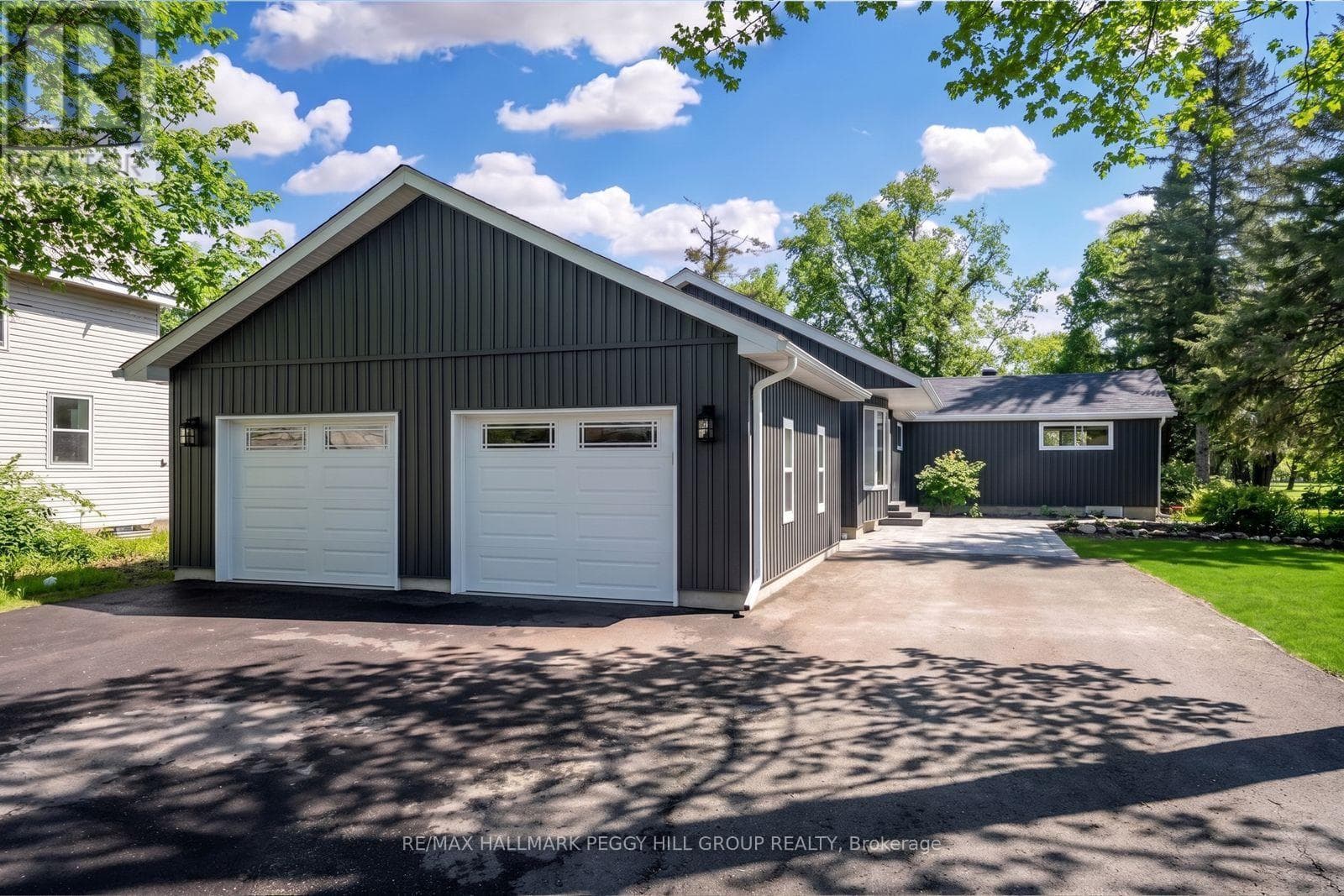 386 Peter Street