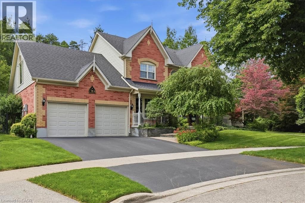 Single Family at 39 EVERWOOD Run, Kitchener, Ontario - Photo 3 - RE/MAX Garden City Realty