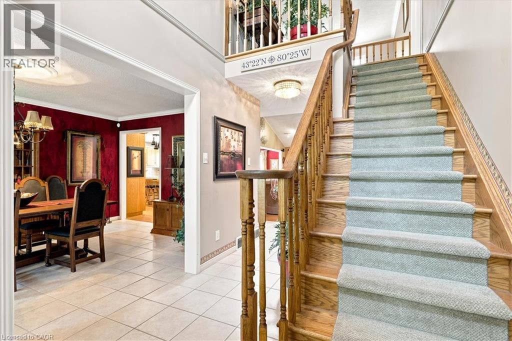 Single Family at 39 EVERWOOD Run, Kitchener, Ontario - Photo 7 - RE/MAX Garden City Realty