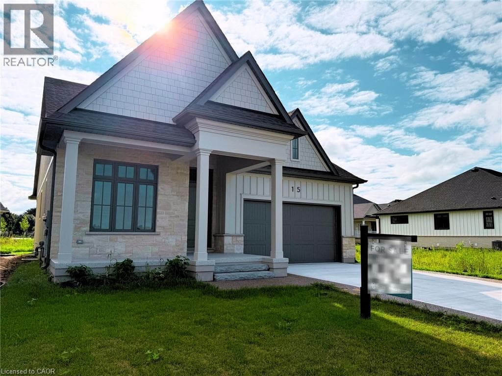 15 OAKLEY Drive