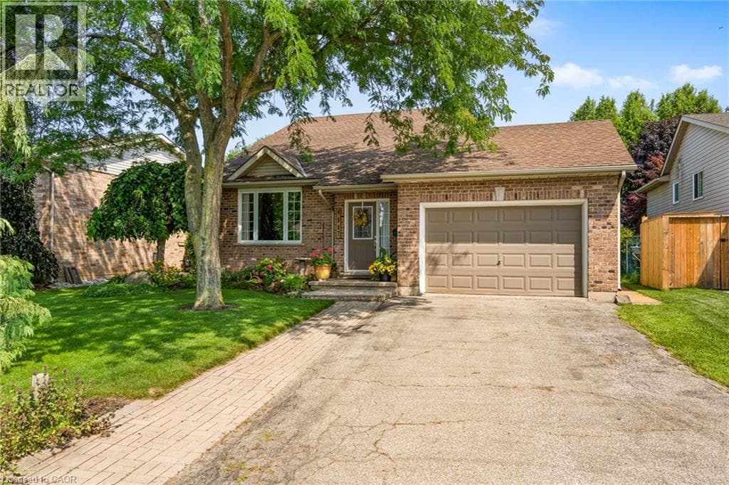 Single Family at 4117 JORDAN Road, Lincoln, Ontario - Photo 2 - RE/MAX Garden City Realty