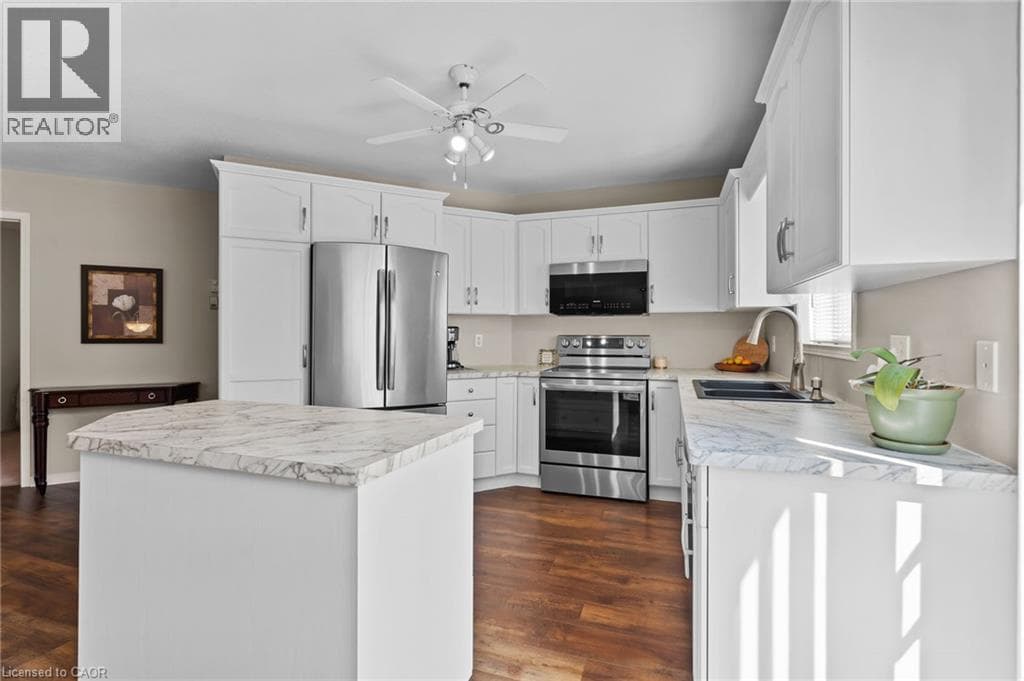 Single Family at 4117 JORDAN Road, Lincoln, Ontario - Photo 9 - RE/MAX Garden City Realty