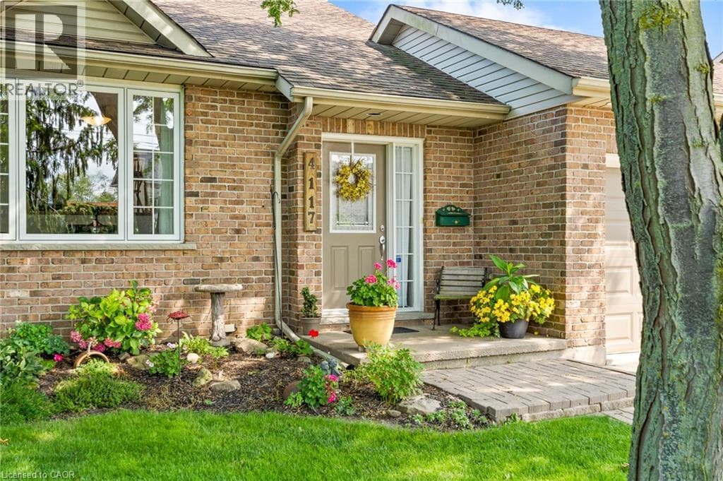 Single Family at 4117 JORDAN Road, Lincoln, Ontario - Photo 3 - RE/MAX Garden City Realty
