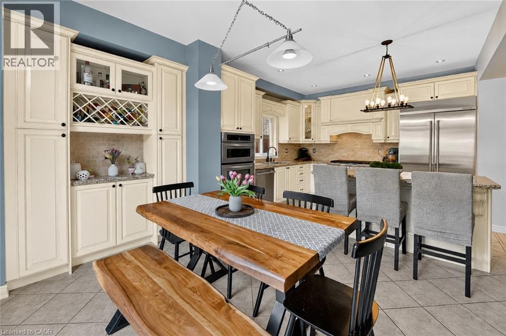 Single Family at 58 PEACH TREE Lane, Grimsby, Ontario - Photo 7 - RE/MAX Garden City Realty