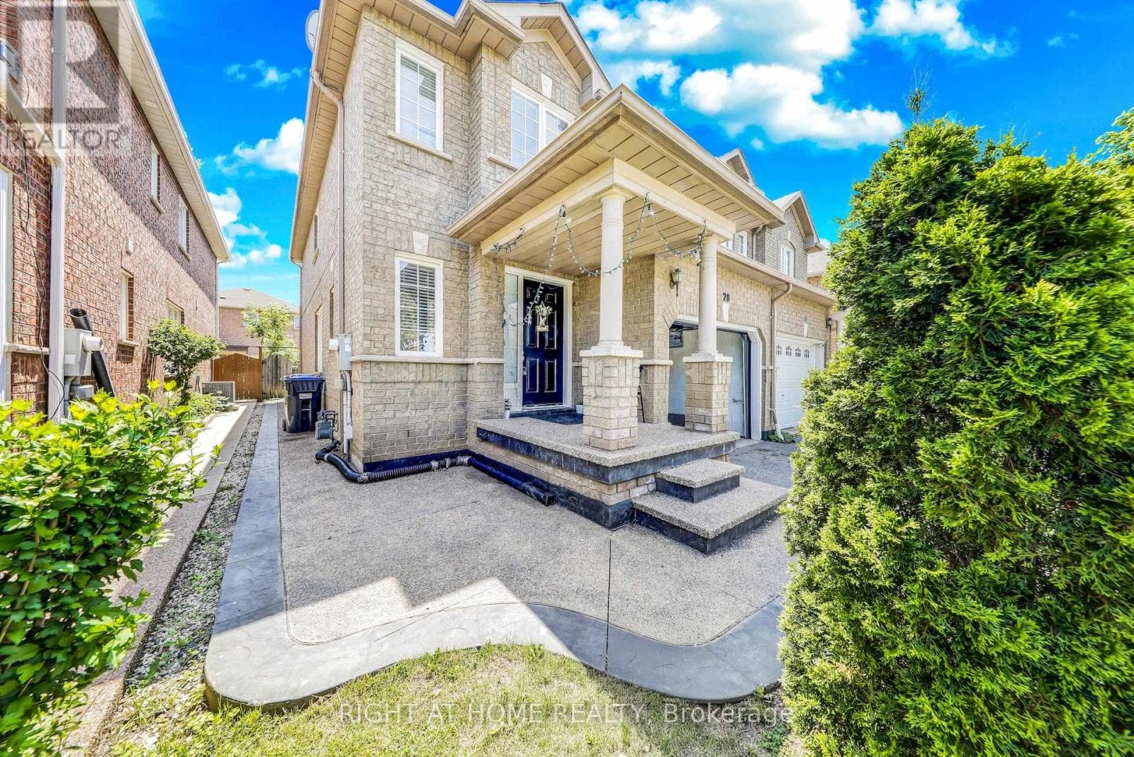 28 Cedarvalley Boulevard