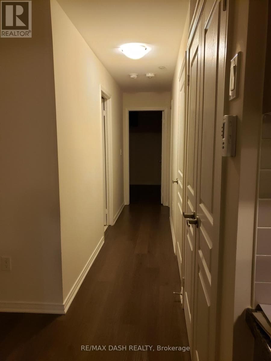 Single Family at 107- 1100 Briar Hill Avenue, Toronto (Briar Hill-Belgravia), Ontario - Photo 6 - RE/MAX Garden City Realty