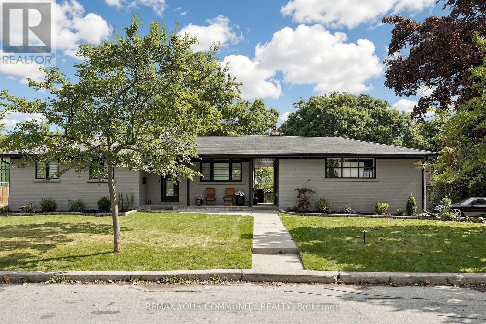 299 Horsham Avenue