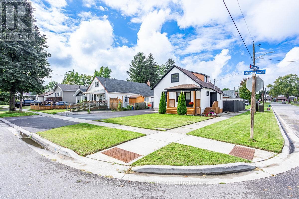 Single Family at 212 Oshawa Boulevard, Oshawa (Central), Ontario - Photo 2 - RE/MAX Garden City Realty