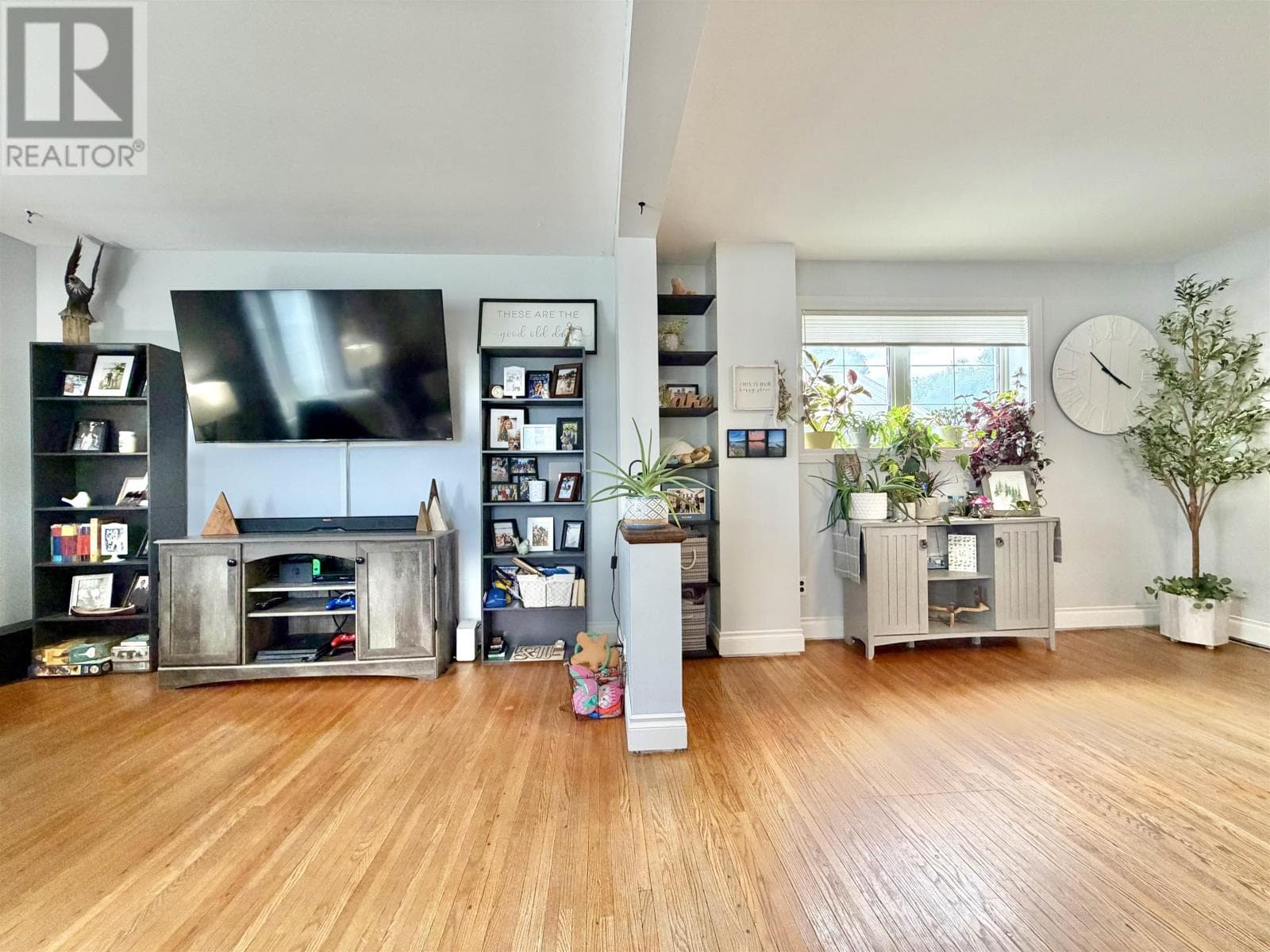 Single Family at , Fort Frances, Ontario - Photo 6 - RE/MAX Garden City Realty