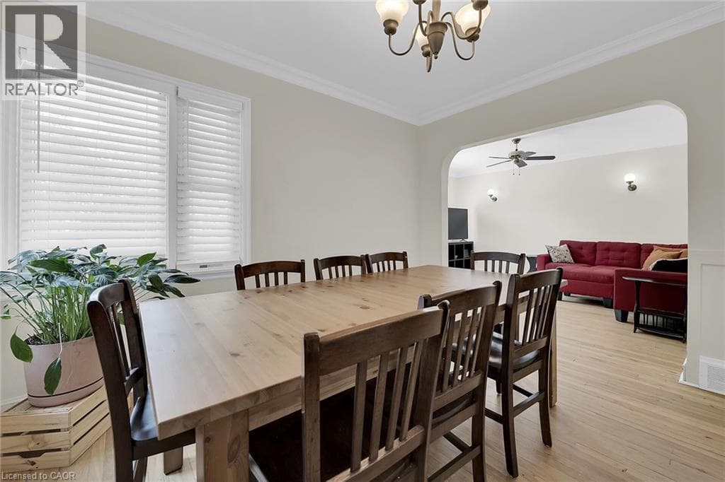 Single Family at 70 CONCORD Avenue, St. Catharines, Ontario - Photo 9 - RE/MAX Garden City Realty