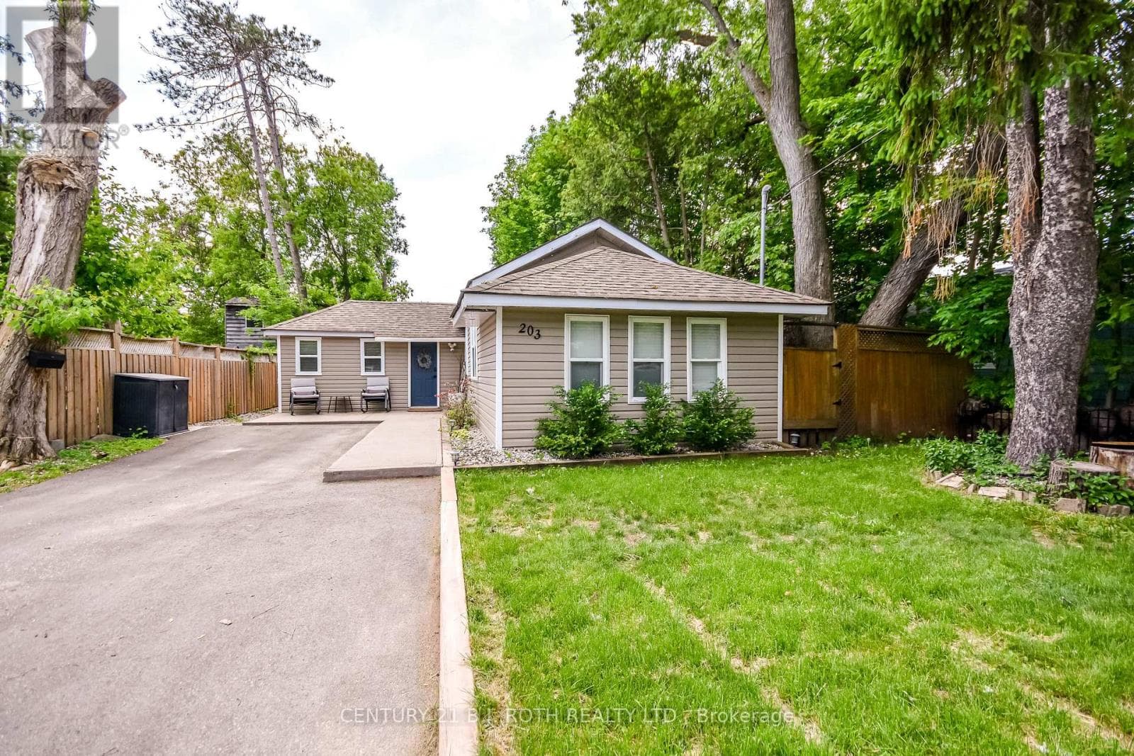 203 Southview Road