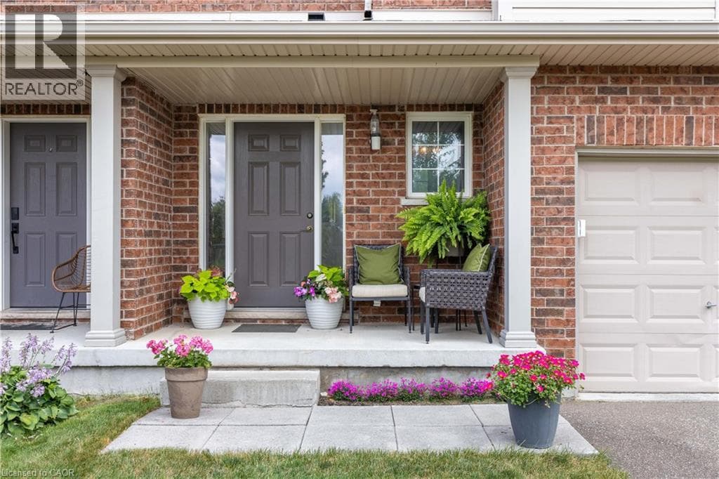 Single Family at 8625 UPPER CANADA Drive, Niagara Falls, Ontario - Photo 2 - RE/MAX Garden City Realty