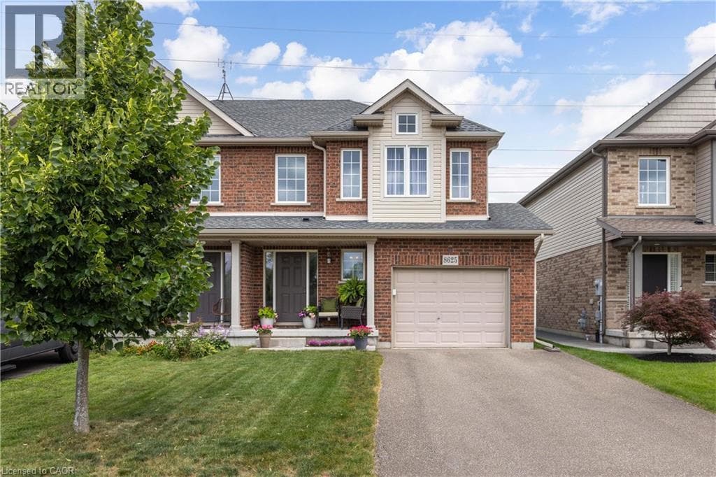8625 UPPER CANADA Drive