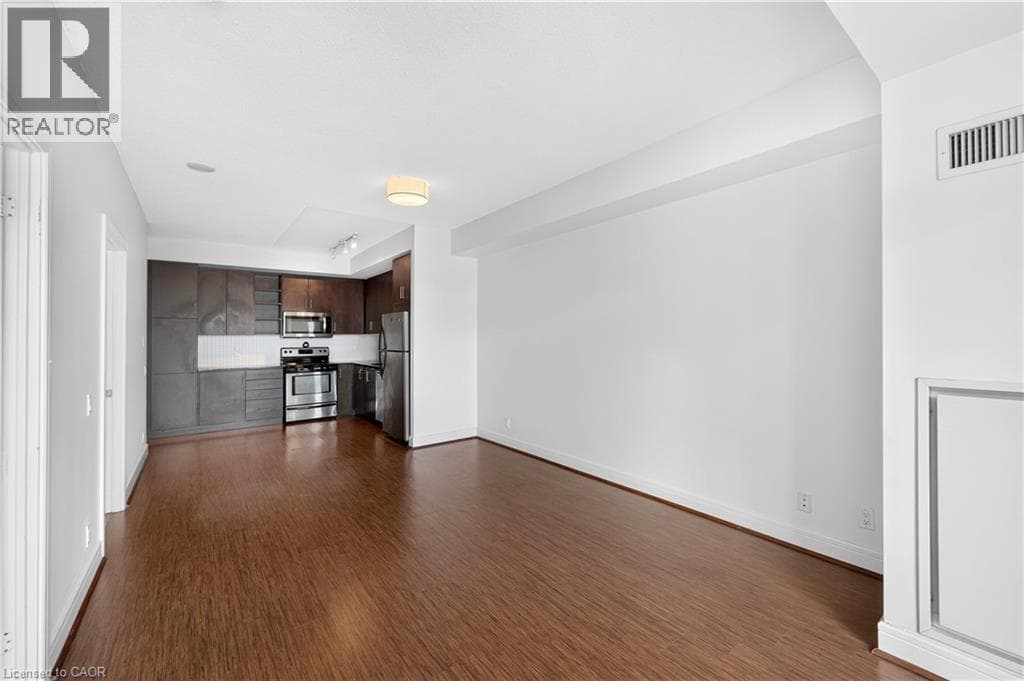 Single Family at 1202- 112 GEORGE Street, Toronto, Ontario - Photo 10 - RE/MAX Garden City Realty