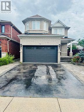 33 Deerwood Crescent