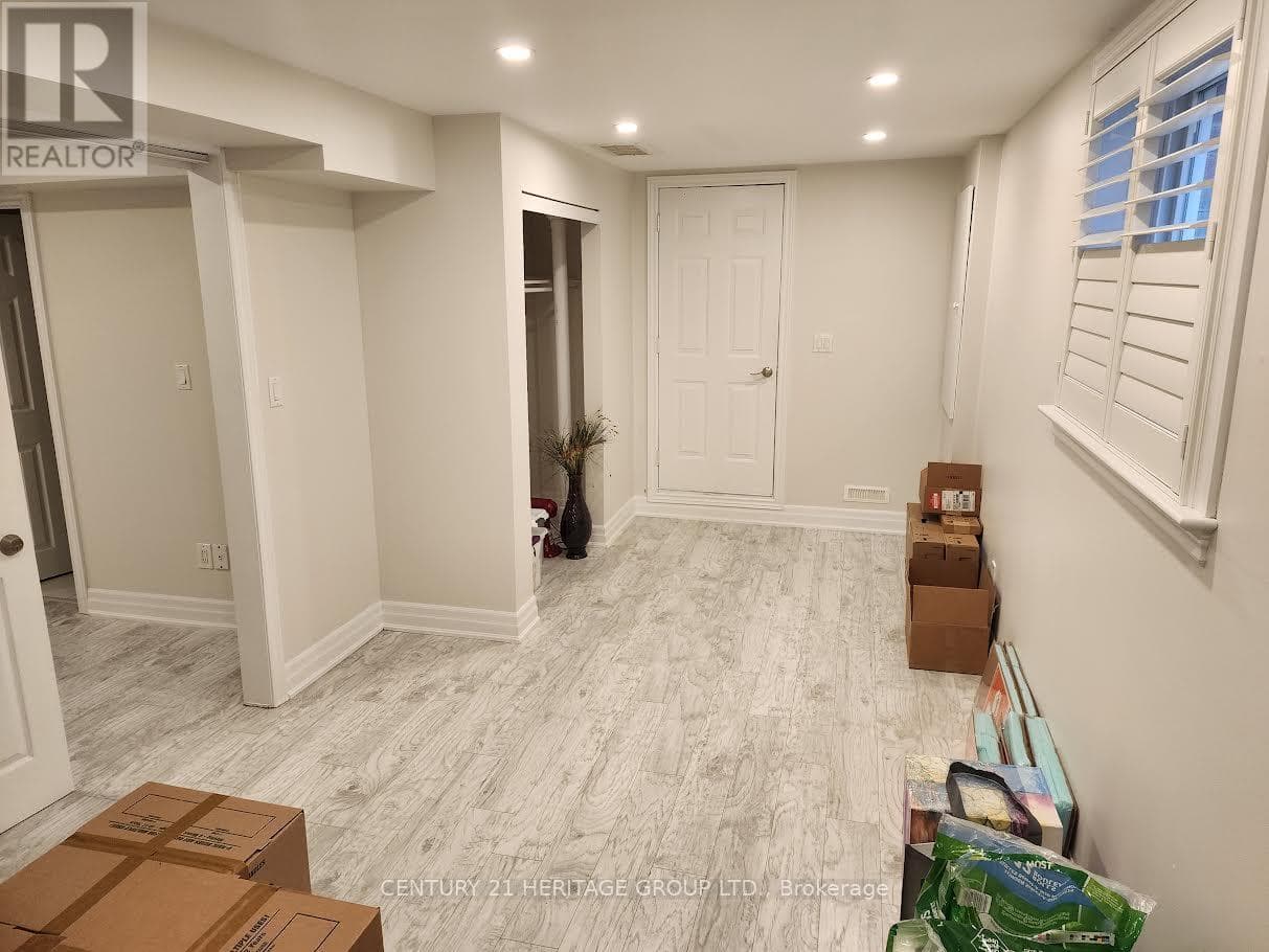 Single Family at Bsmt- 490 Cody Crescent, Newmarket (Central Newmarket), Ontario - Photo 2 - RE/MAX Garden City Realty