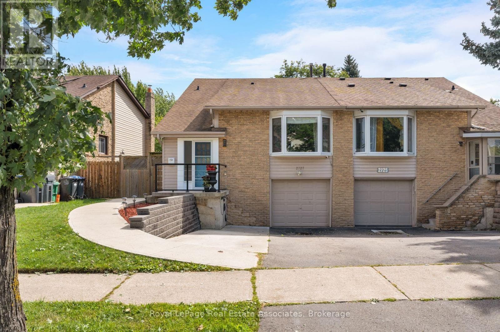 2727 Bucklepost Crescent