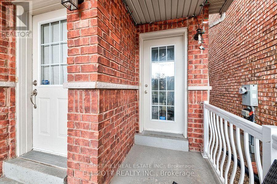 Single Family at 18 San Gabriele Place, Toronto (Humber Summit), Ontario - Photo 2 - RE/MAX Garden City Realty