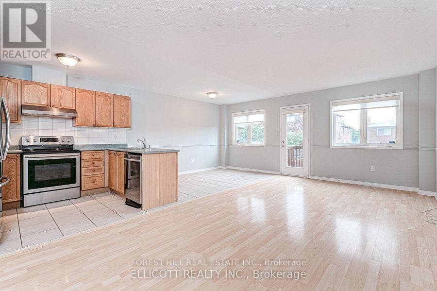 Single Family at 18 San Gabriele Place, Toronto (Humber Summit), Ontario - Photo 5 - RE/MAX Garden City Realty