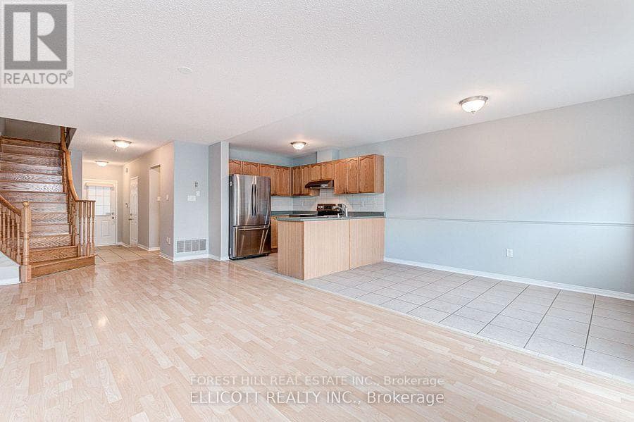 Single Family at 18 San Gabriele Place, Toronto (Humber Summit), Ontario - Photo 6 - RE/MAX Garden City Realty