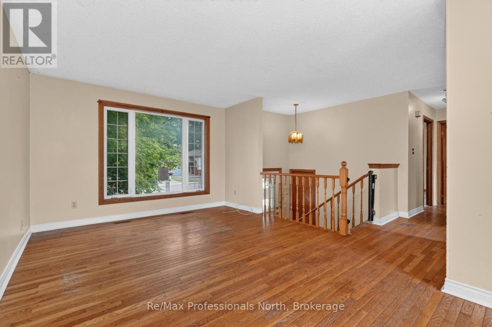 Single Family at 232 Shannon Street, Orillia, Ontario - Photo 7 - RE/MAX Garden City Realty