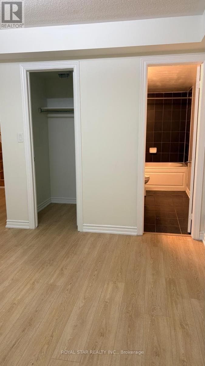Single Family at 31- 200 Veterans Drive, Brampton (Northwest Brampton), Ontario - Photo 9 - RE/MAX Garden City Realty