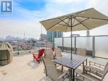 308- 2 Gladstone Avenue