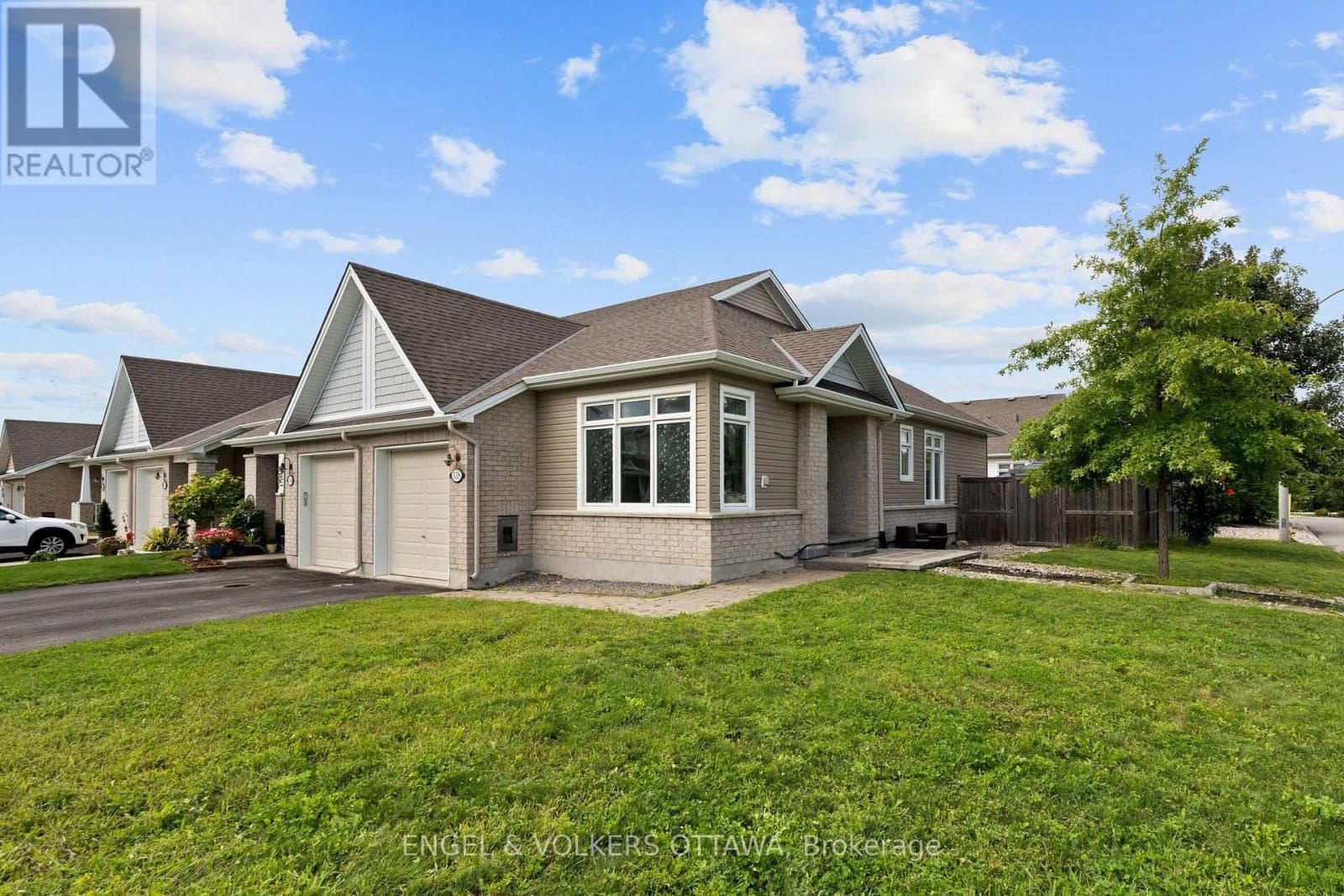 538 Silverbell Crescent