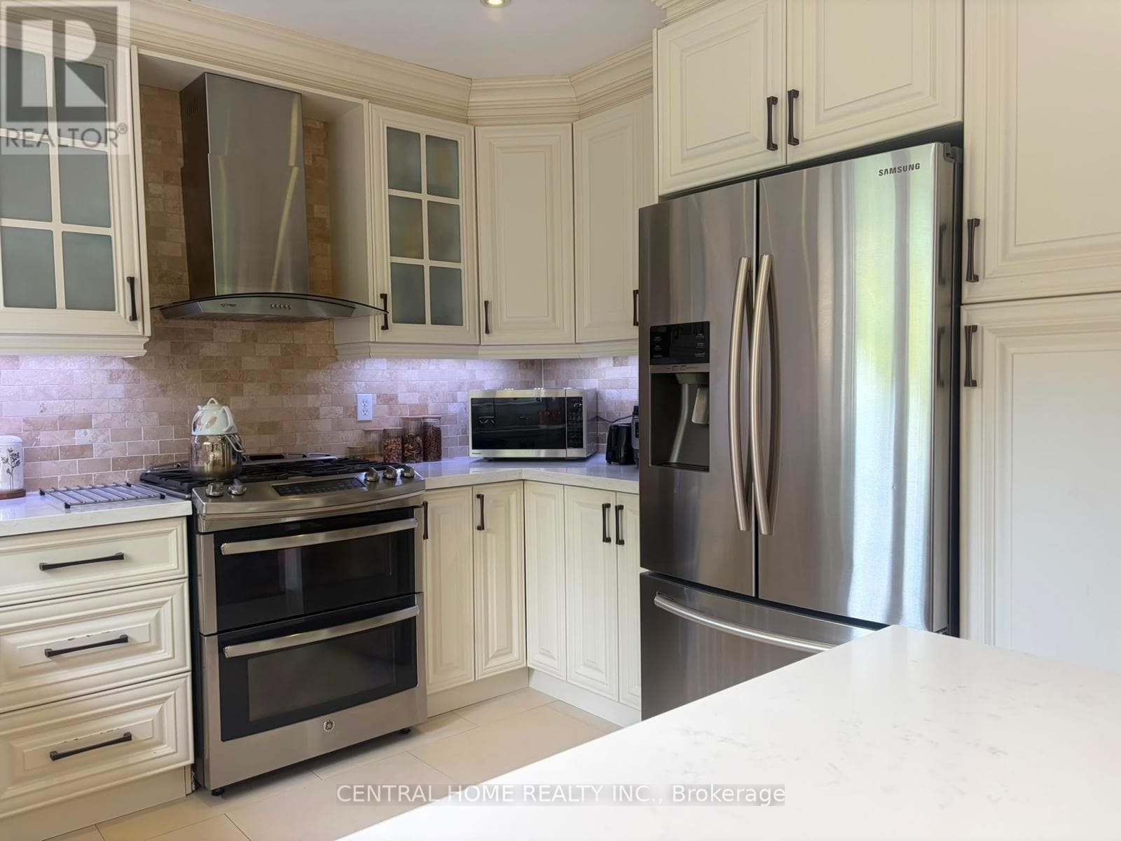 Single Family at 75 Bayswater Avenue, Richmond Hill (Oak Ridges Lake Wilcox), Ontario - Photo 8 - RE/MAX Garden City Realty
