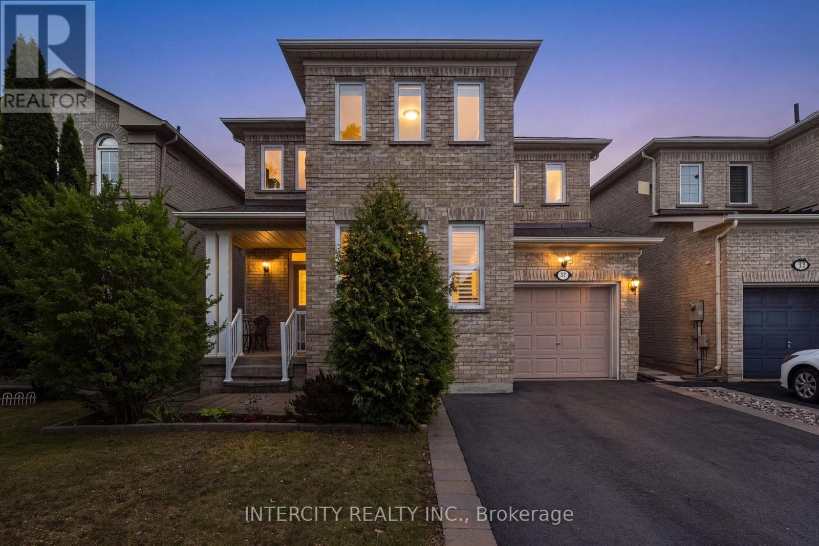 37 Redfinch Crescent