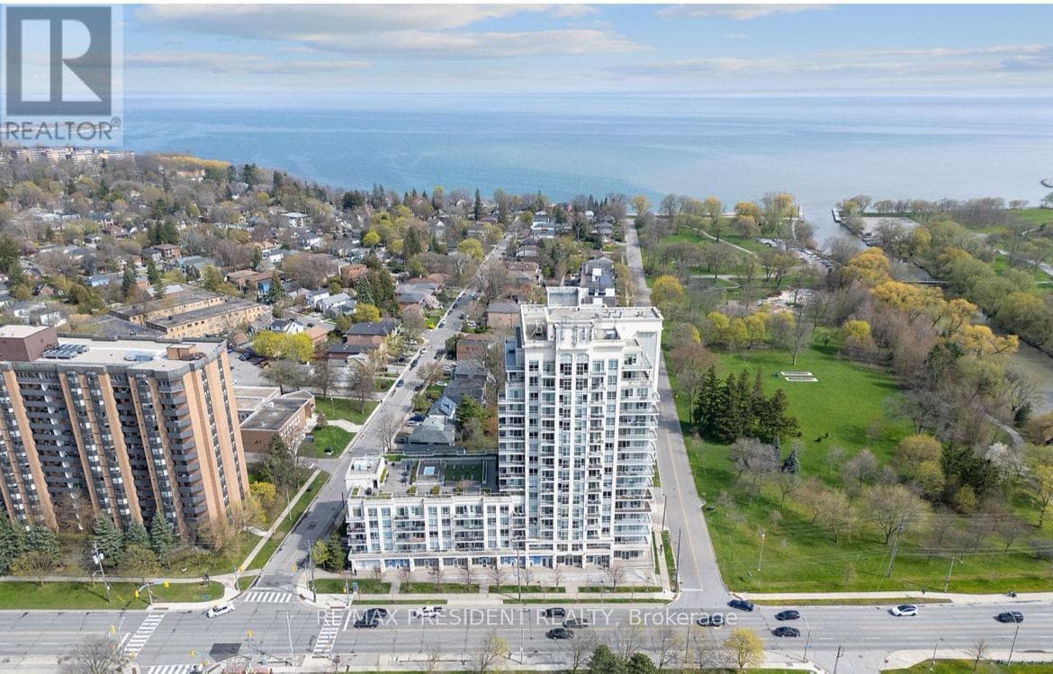 1101- 3865 Lake Shore Boulevard