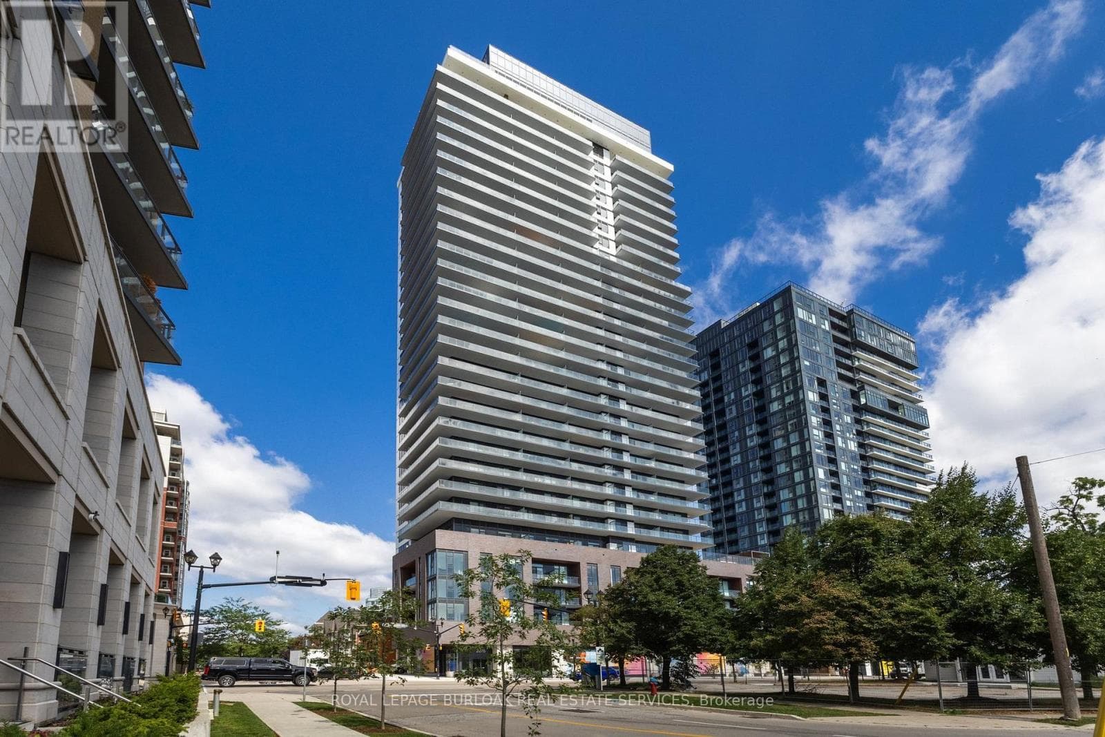 Single Family at 2110- 2075 Lakeshore Road, Burlington (Brant), Ontario - Photo 2 - RE/MAX Garden City Realty