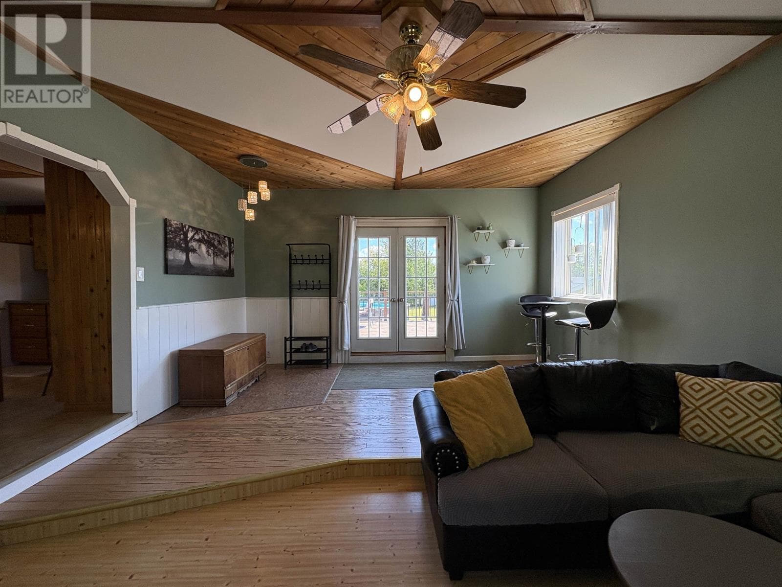 Single Family at , FORT FRANCES, Ontario - Photo 7 - RE/MAX Garden City Realty